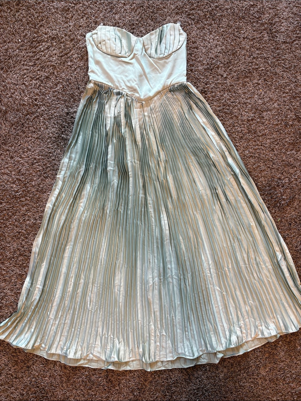 Strapless Pleated Maxi dress in Light Mint